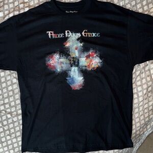 Three Days Grace Black Tee in XL. NWOT. No back hit.